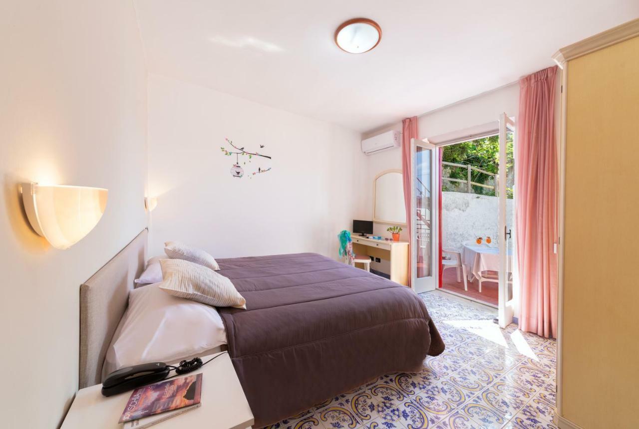 Hotel Costa Citara Форио Экстерьер фото