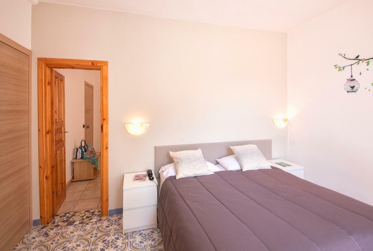 Hotel Costa Citara Форио Экстерьер фото